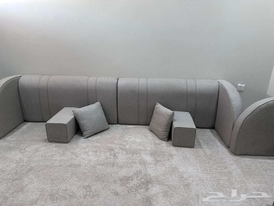 كنب مجلس استخدام شهر مع فرش جديد اربعه في اربعه64237078983811112