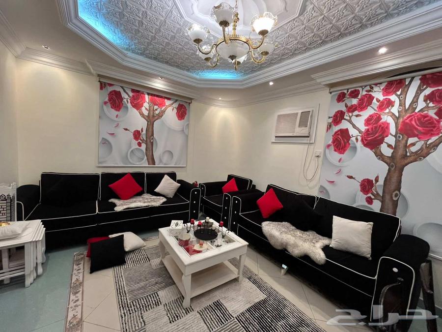 كنب وستارة وطاوله للبيع مستعمل64233004946946110