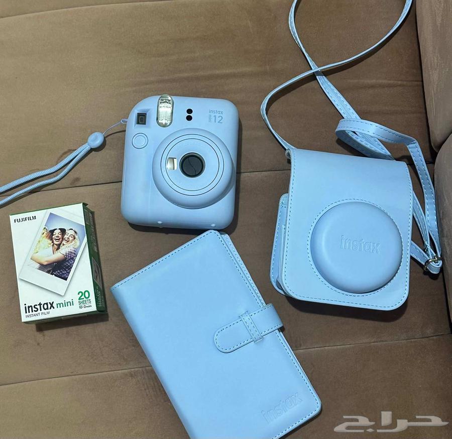 كاميرا فوجي انستاكس ميني 12 مع ملحقاتها وفيلم من 1064247510255107110