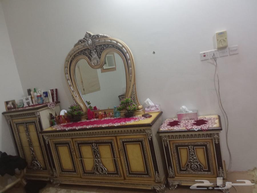 السلام عليكم جميع الاغراض للبيع ع 2000 ريال لسرعه البيع64250242349571114