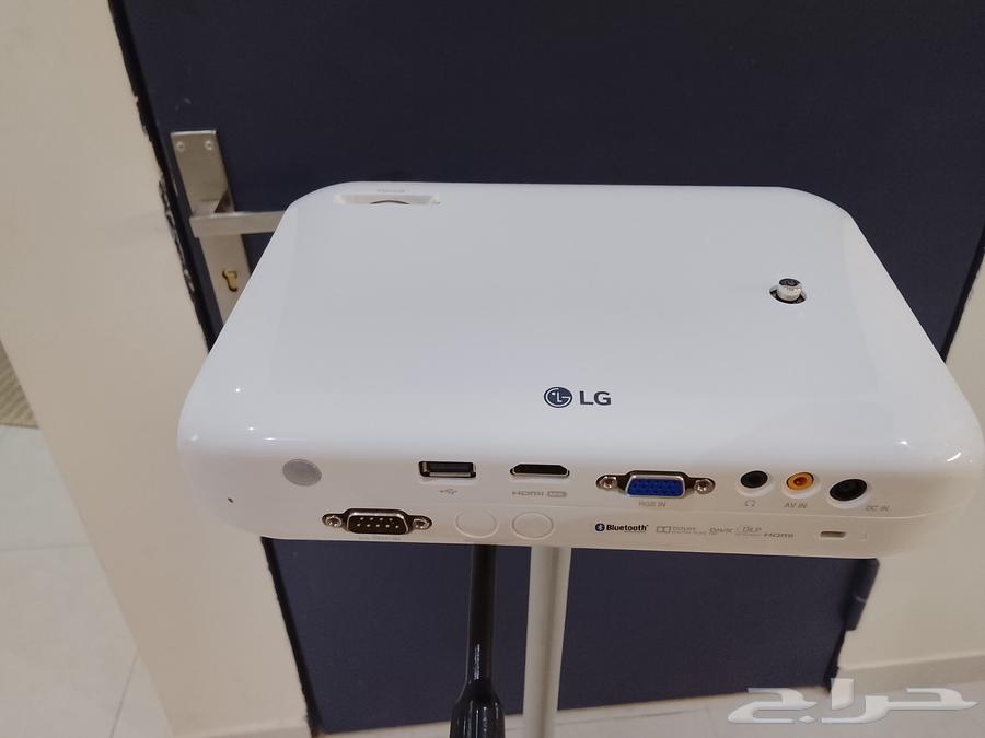 LG Projector64253900325379112