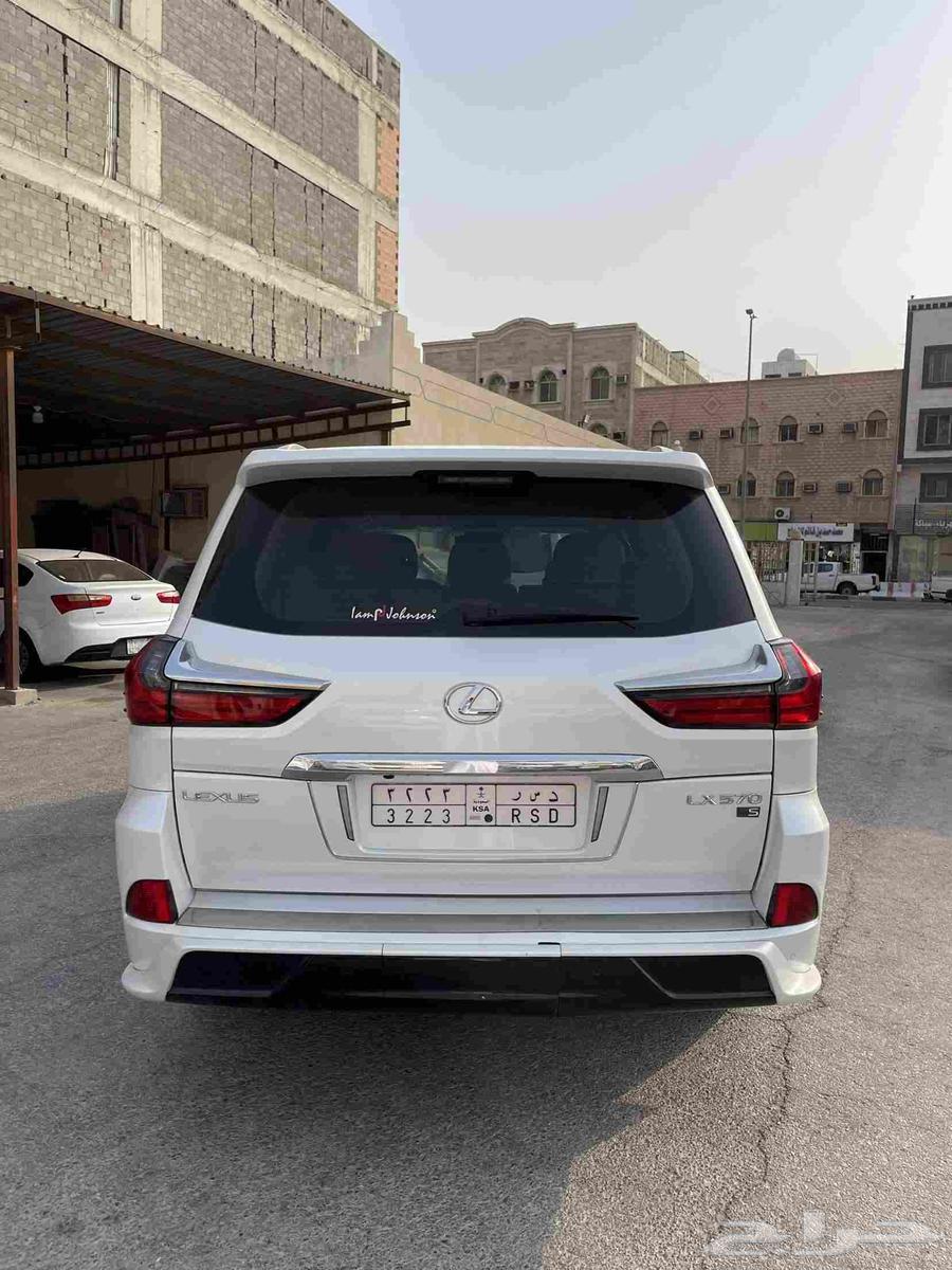 Lexus LX 570 Model 201864416466356610113