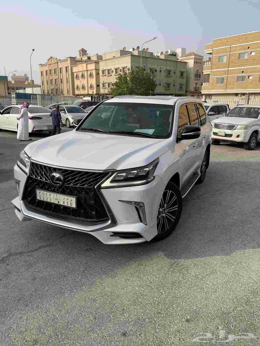 Lexus LX 570 Model 201864416466356610110