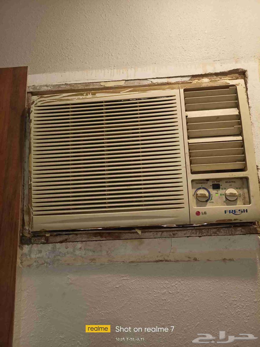 مكيف للبيع للاستفسار64246827002371110