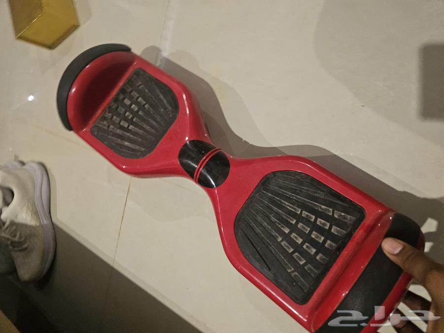 اسكتوتر. شبه جديد مركون. يحتاج فقط لشاحن. السعر 150نهائي64244433604098111