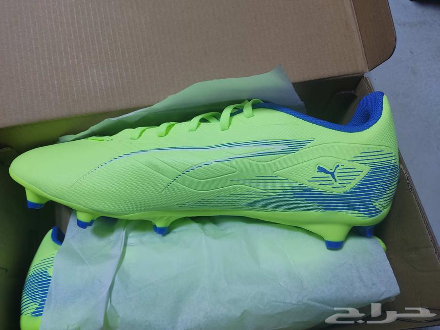 حذاء كرة قدم بوما اصلي جديد ما استخدمته puma64253136761091110