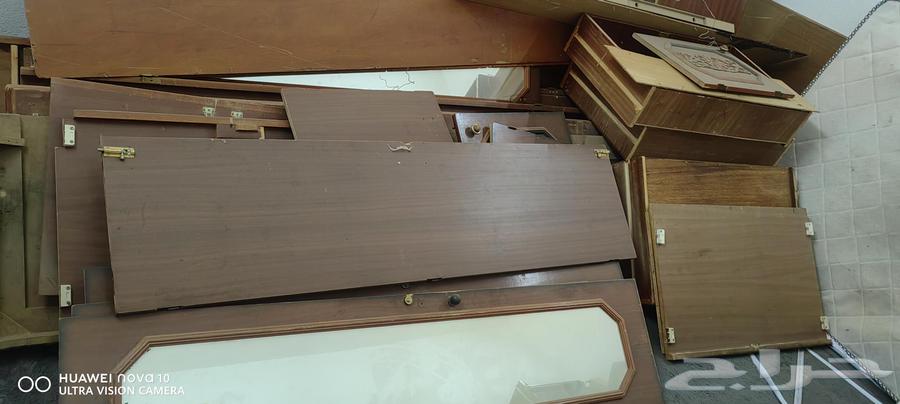 Wardrobe and large bed with tables, sofa, electric oven, two air conditioners64245481296002110