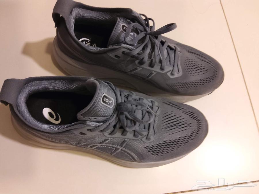 جزمة أسيكس جيل كيانو31 مستخدمة64247510228610110