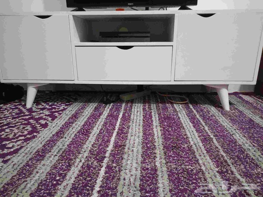 سوني 4 وشاشه 32 بوصه وطاوله تلفزيون64251891131138114