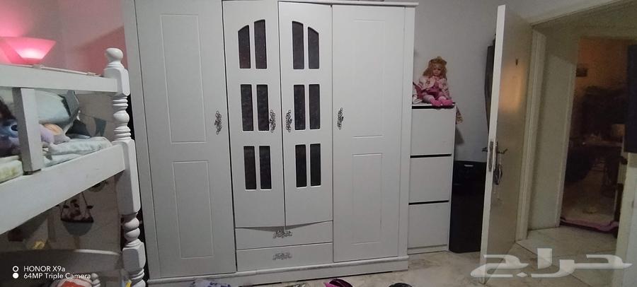 خزانه للملابس للبيع بسعر رمزي نظيفه جدا استخدام بسيط64243023053699111