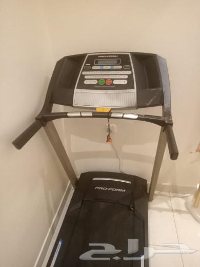 PRO FORM brand treadmill, light use64256112587522110