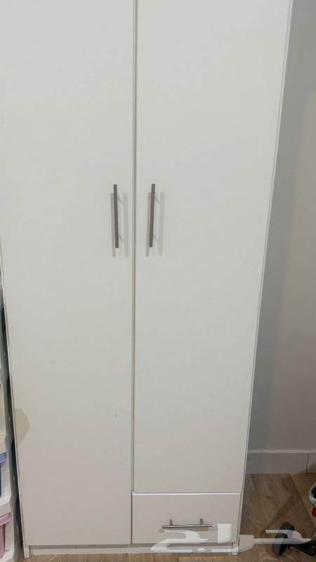 My brother's new closet, used for less than two months64243011763713110