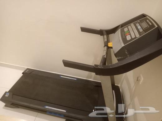 PRO FORM brand treadmill, light use64256112587522112
