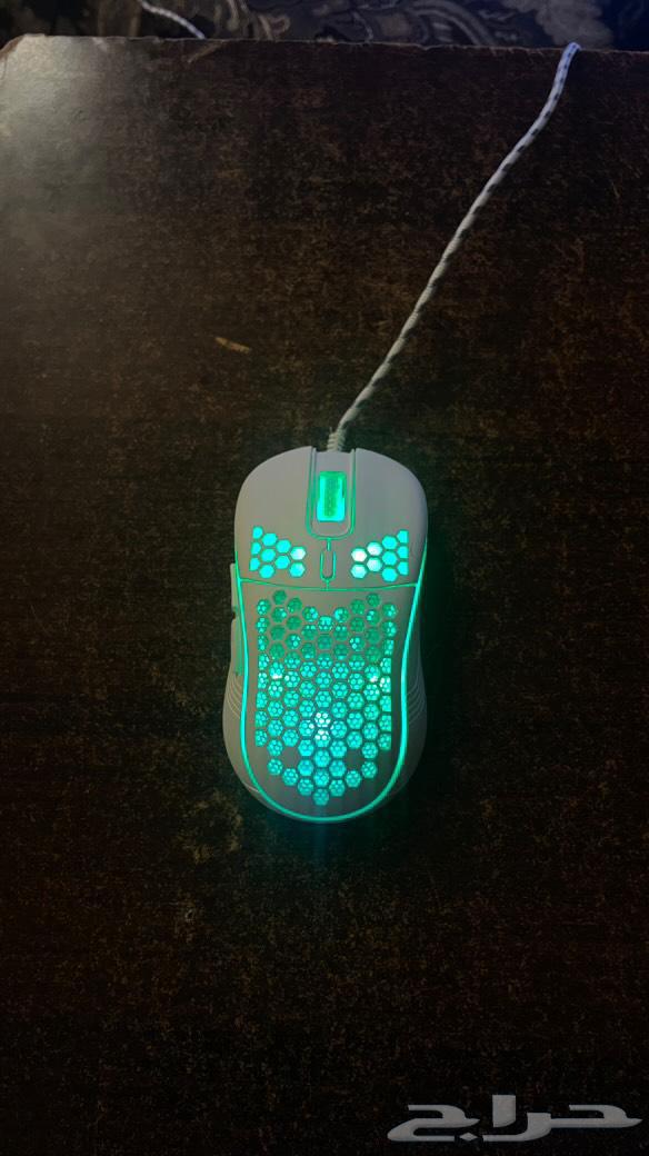 ماوس جيمنج استعمال 12 ساعه سبب البيع المسكه مو مريحه64236099903490113