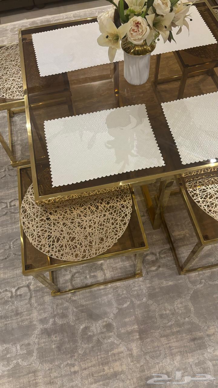 طاولة مع طاولات الخدمه استخدام قليل64248093492995110