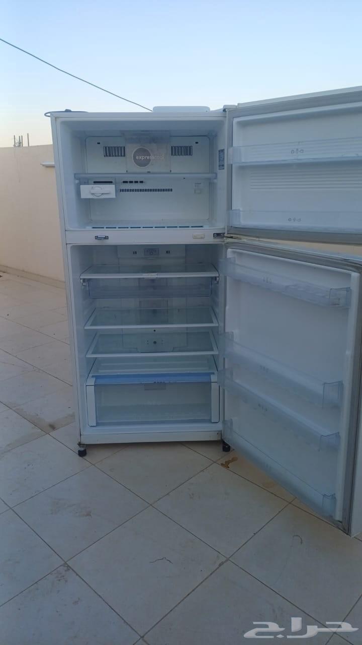 ثلاجة الج نظيفة جدا 21 قدم صناعة كوري للبيع ب 1500 قابل للتف64235188647554110
