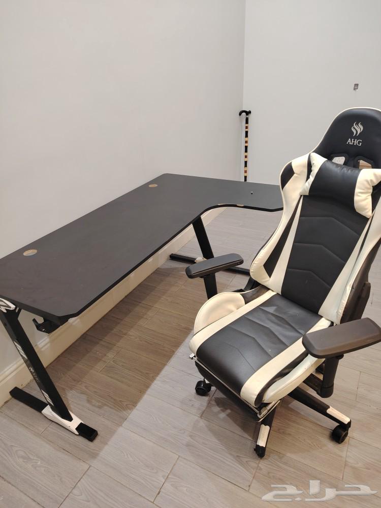 كرسي جيمنق العدد 4   طاوله العدد 464233634935810114