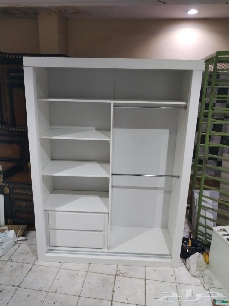 للبيع دولاب وطني شبه جديد64243518755971111