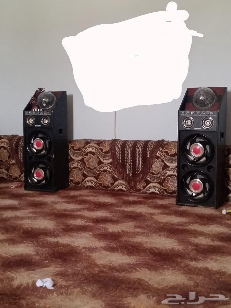 42-inch screen, speakers, PS3, and Dexon 3 and 464245288748931113