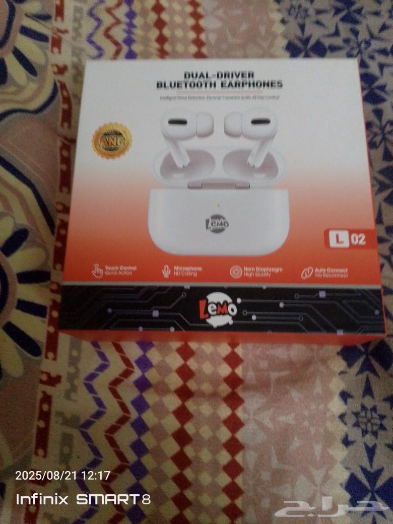 سماعة بلوتوث. تلفاز شاشة.64241410473347110