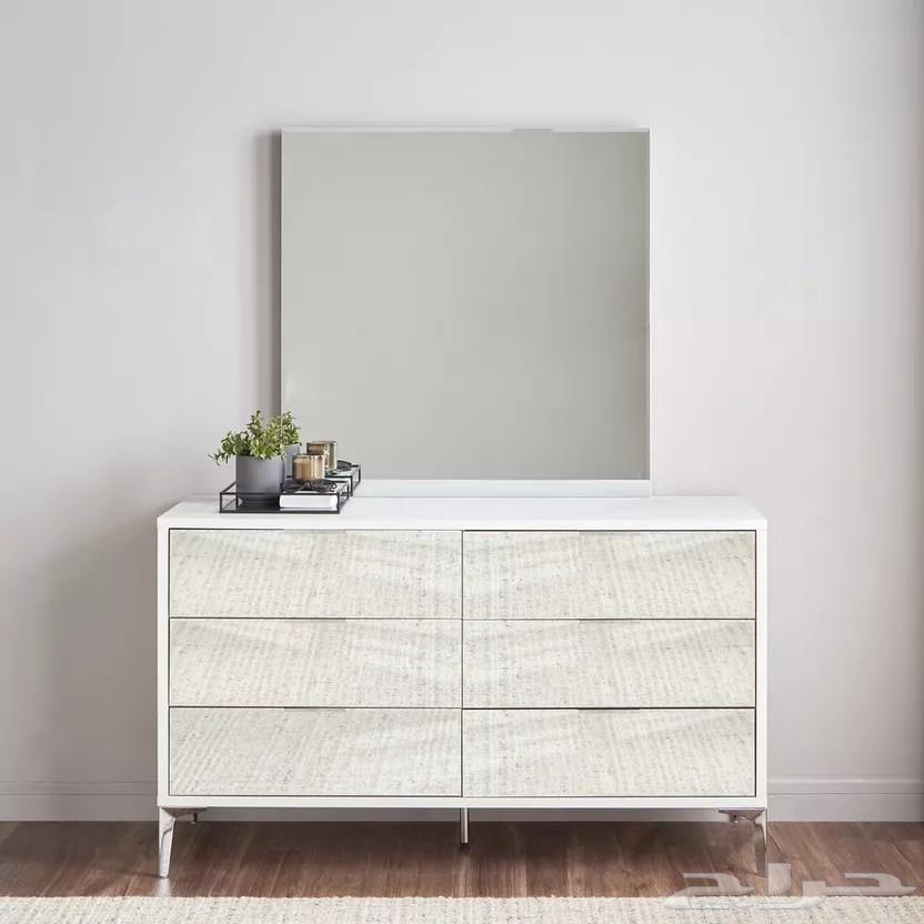 (سوبر كينج)طقم غرفة نوم فاخر بدون الدولاب جديد هوم سنتر64236670784514112