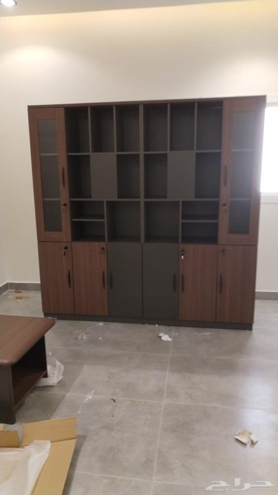 مكاتب مودرن وصل الجميع المقاسات الوان متوفر كميه كبيره توصيل64238697932673112