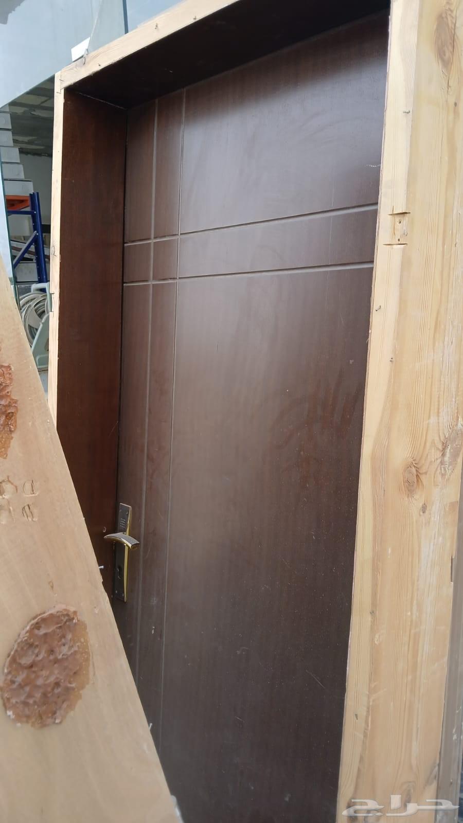أبواب خشب للبيع مستعمله مع التركيب والتوصيل64233166830466114