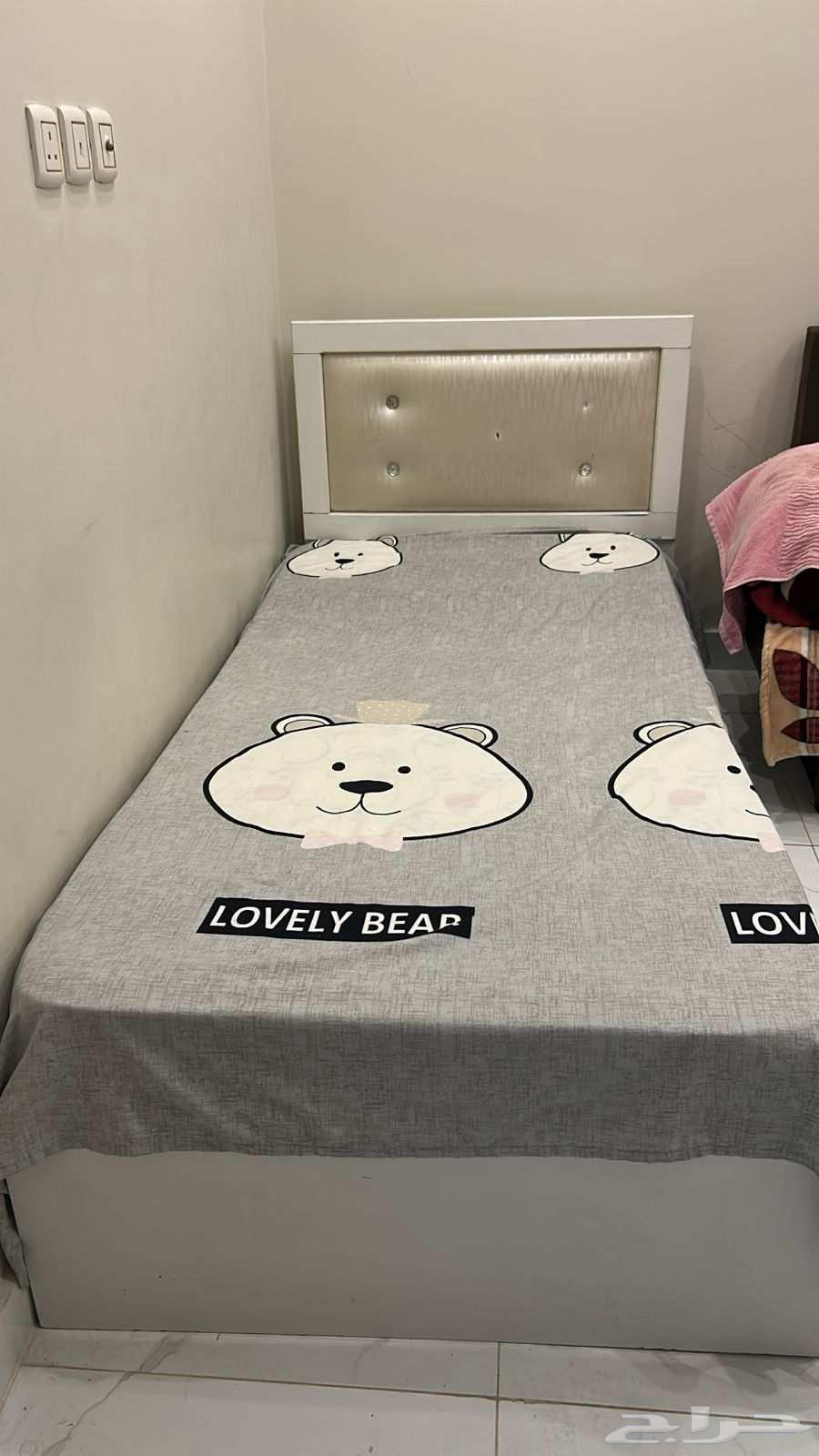 عفش شقه للبيع تم تخفيض السعر لسرعه البيع64256126265473113