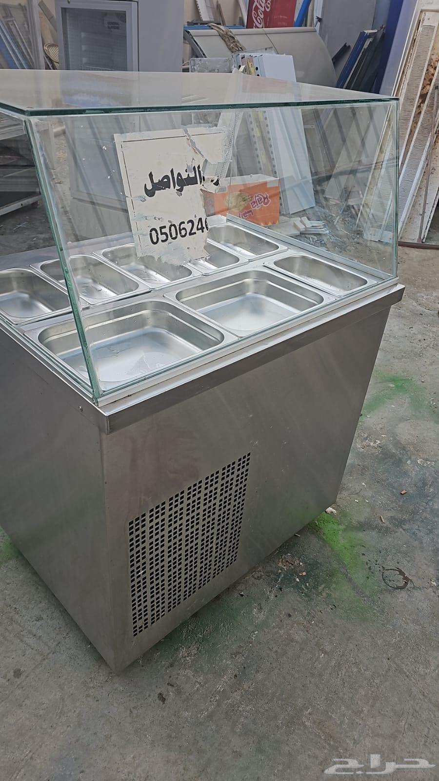 ثلاجه سلطات ومقبلات للبيع64246989124098111