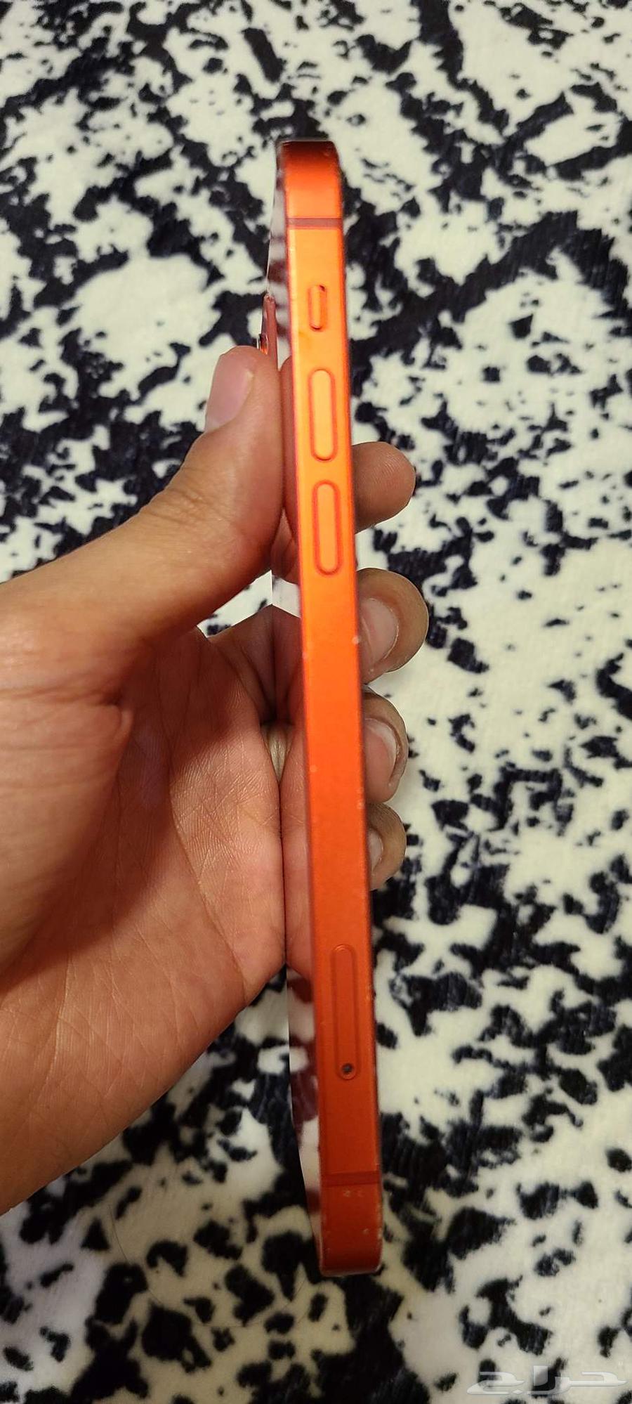 iPhone 12 256GB memory, clean, no replaced parts, battery 69%64231850770817114