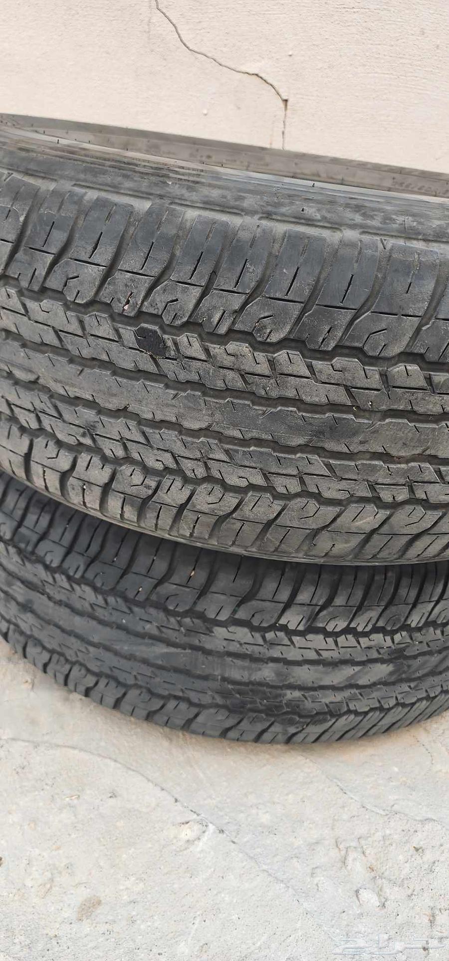 Dunlop tires size 18, excellent condition, no patches, asking price 1000 riyals64408919935874112