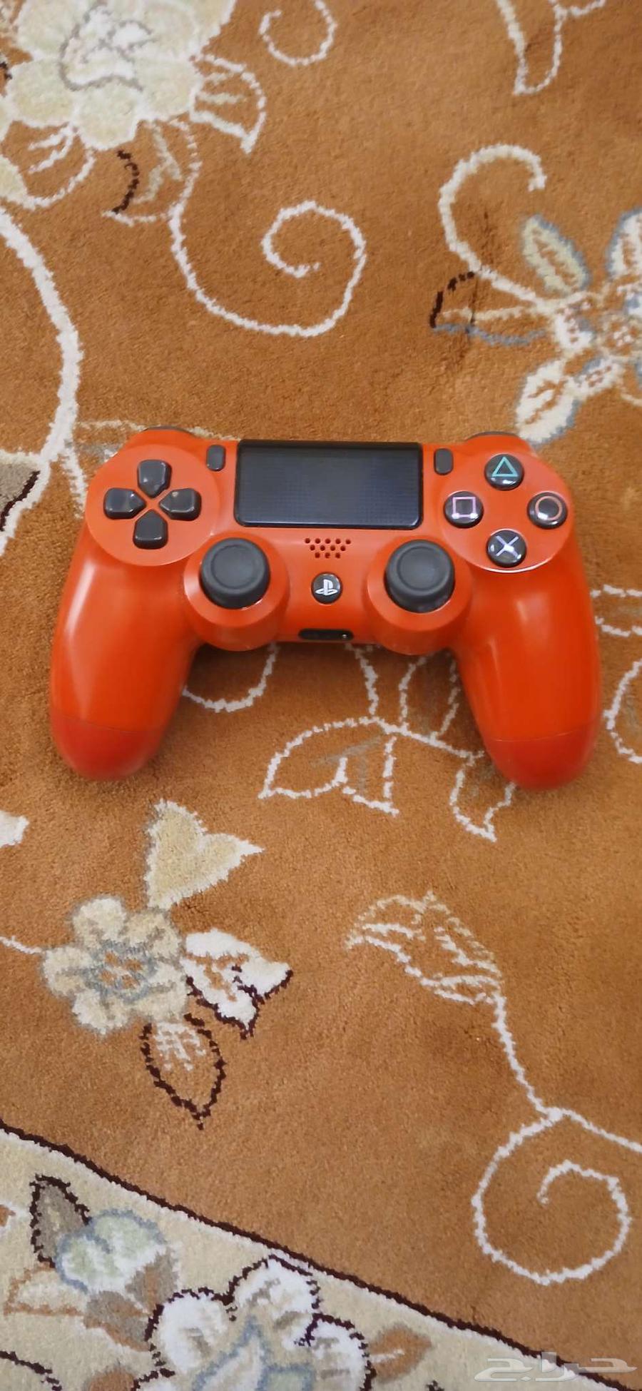 يد سوني 464245640424578110