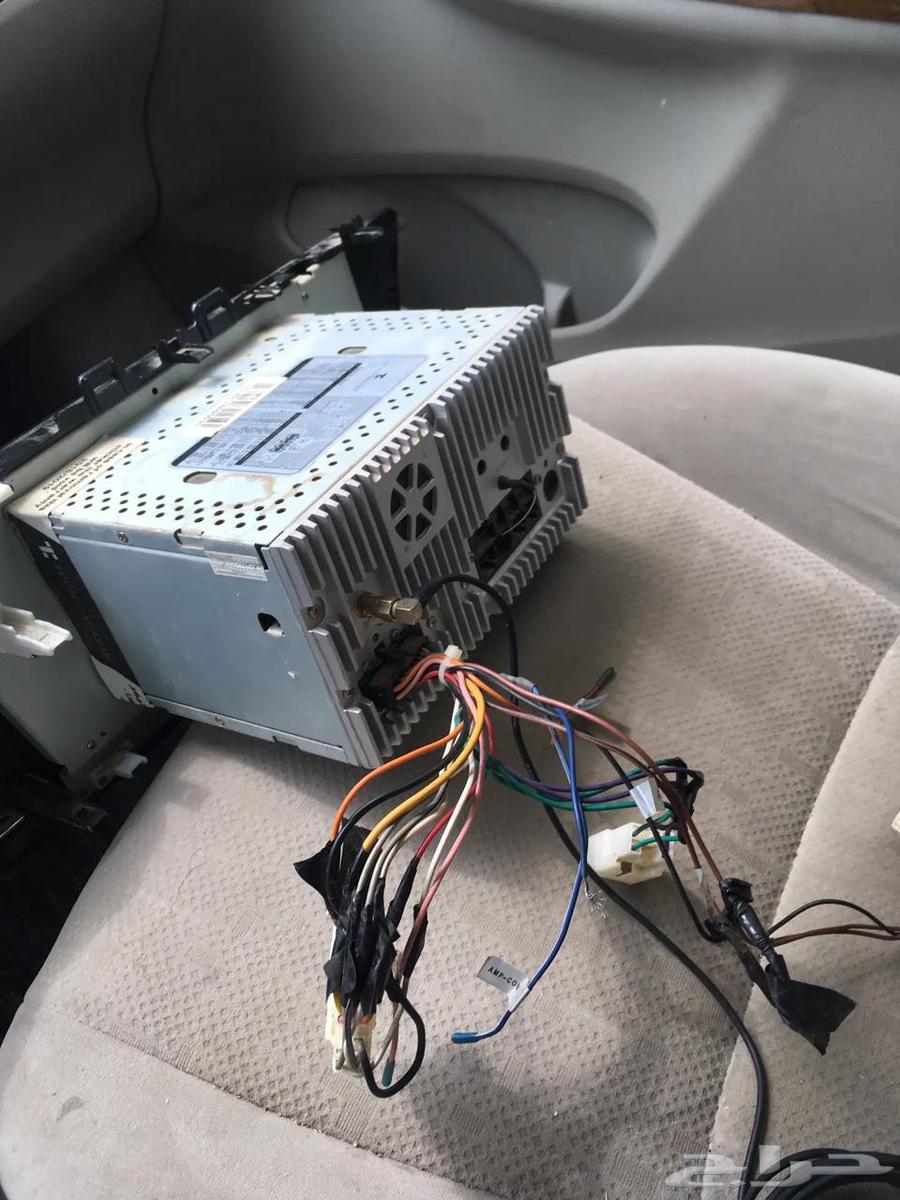 Korla screen, clean and working, for sale64409143487361111