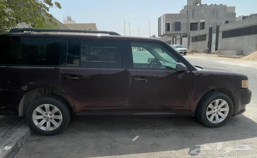 سياره فليكس احمر بحاله جيدة موديل 2010. للتواصل64417617547905111