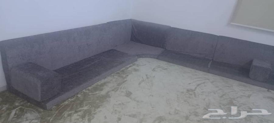 للبيع العاجل كنب و مجلس و غرفة64257071051778111