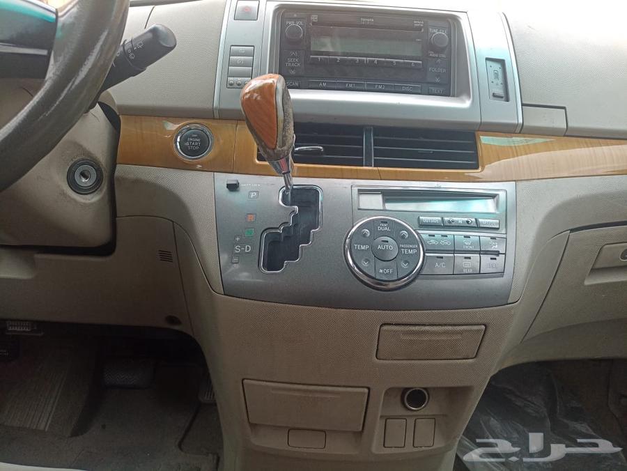 تويوتا بريفيا 201064427717498755113