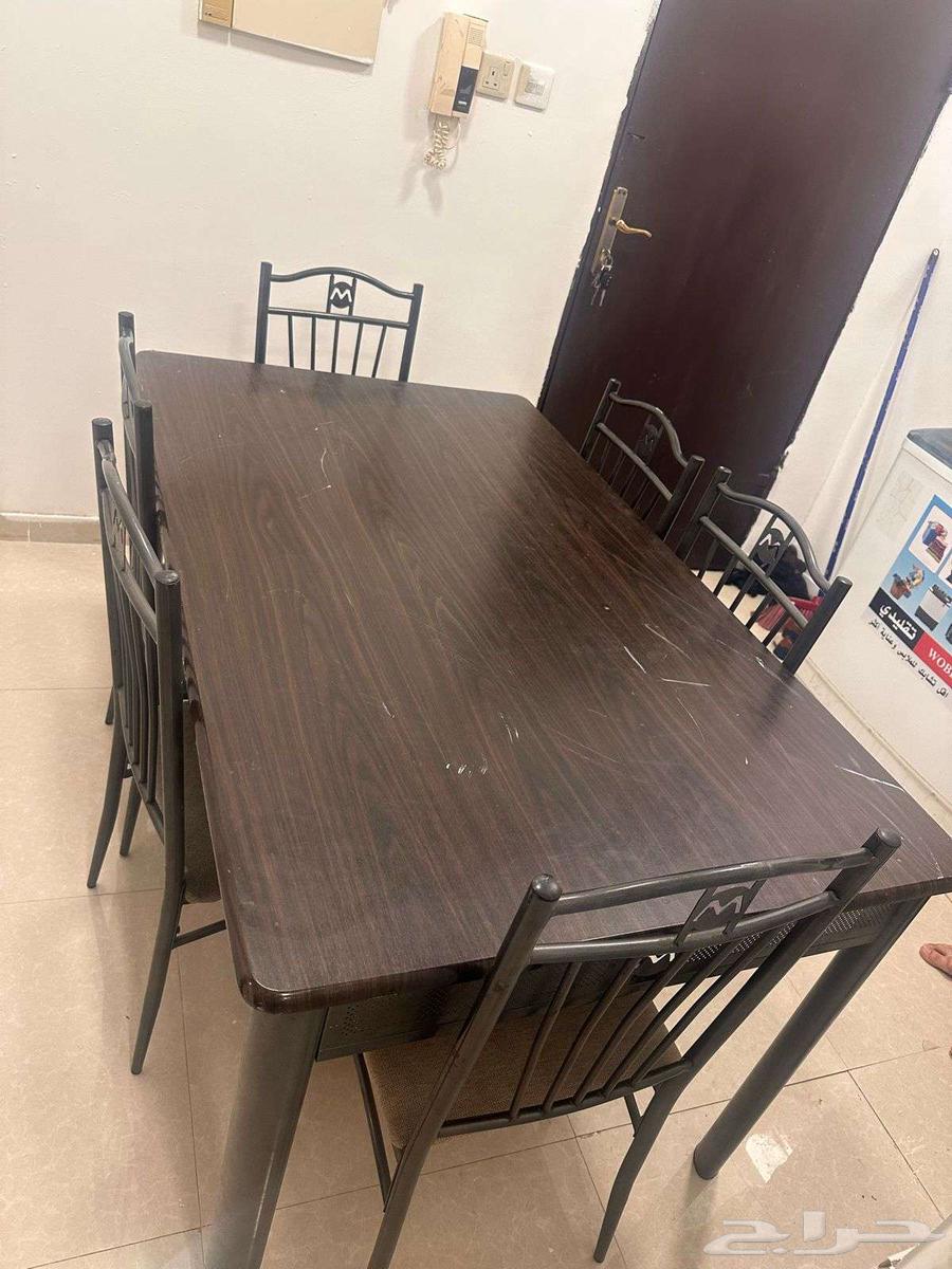 Dining table with 6 chairs, price 12064264980370818110