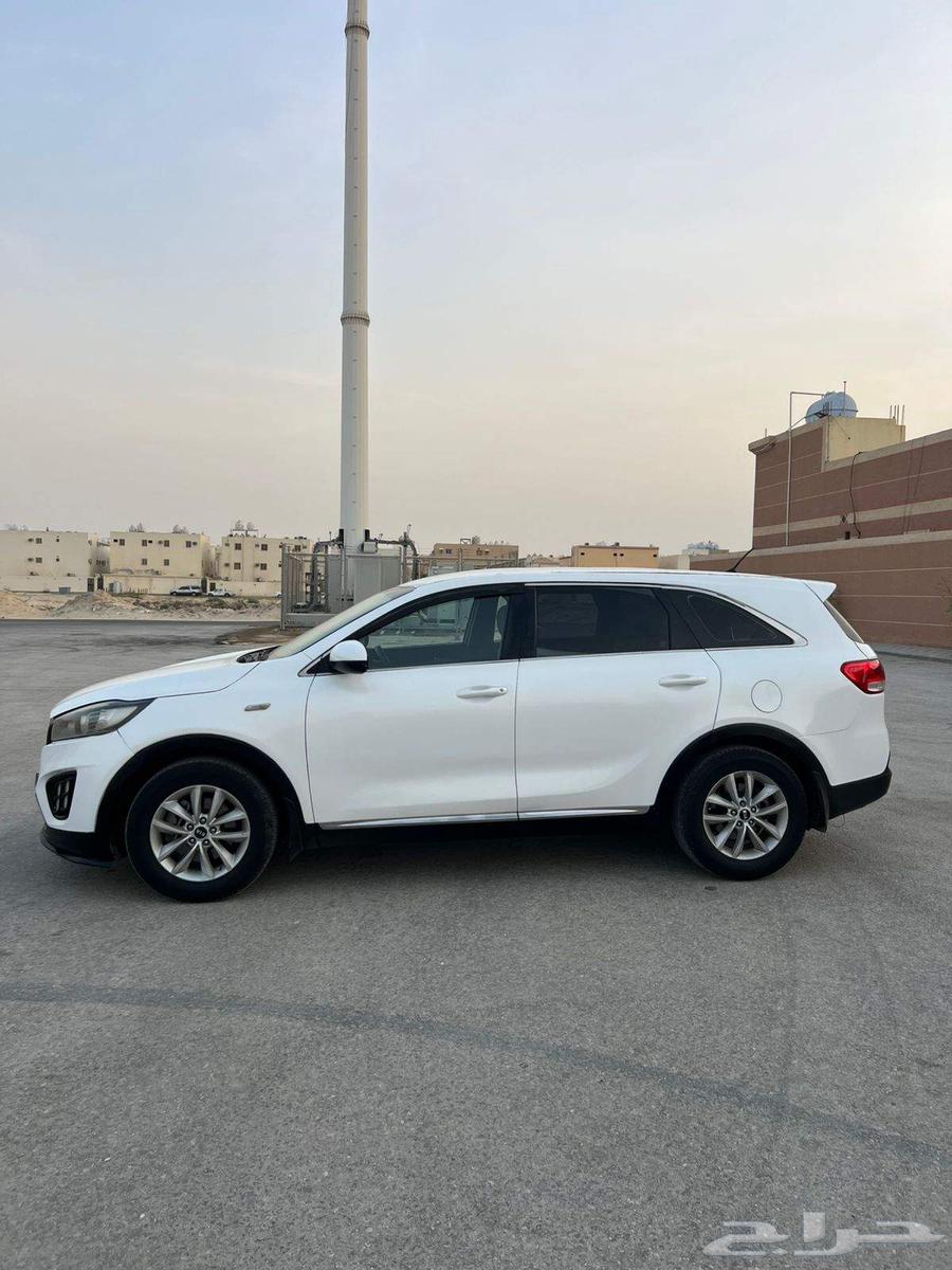 كيا سورنتو 201664420769290883112