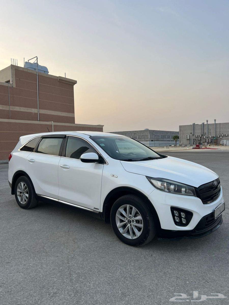 كيا سورنتو 201664420769290883111