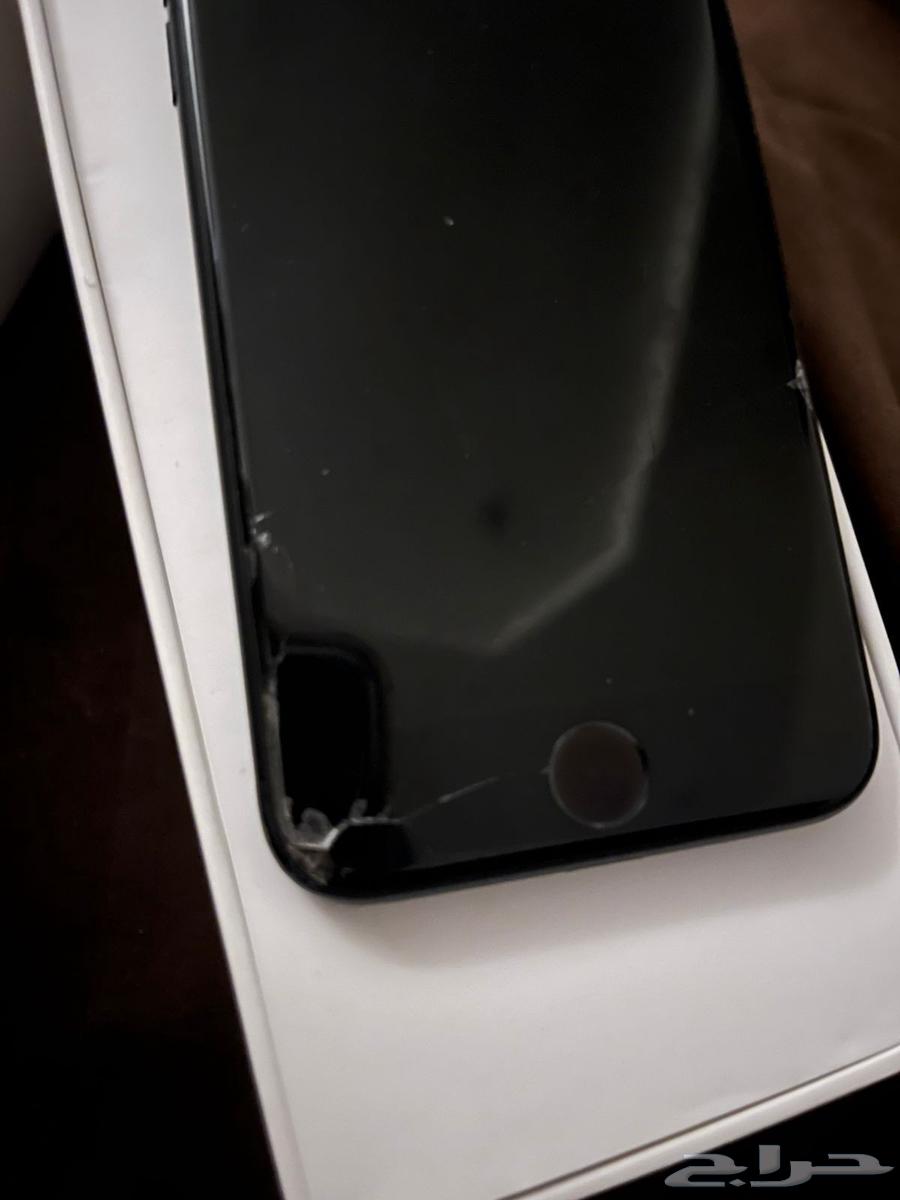 ايفون اس اي نظيف64260408032770114