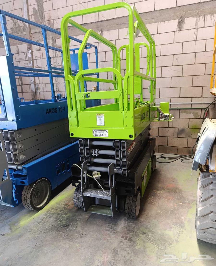 تاجير فوركلفت سيزر لفت مان لفت رافعه كرين سله رفع عمال تورلا64426416001666111