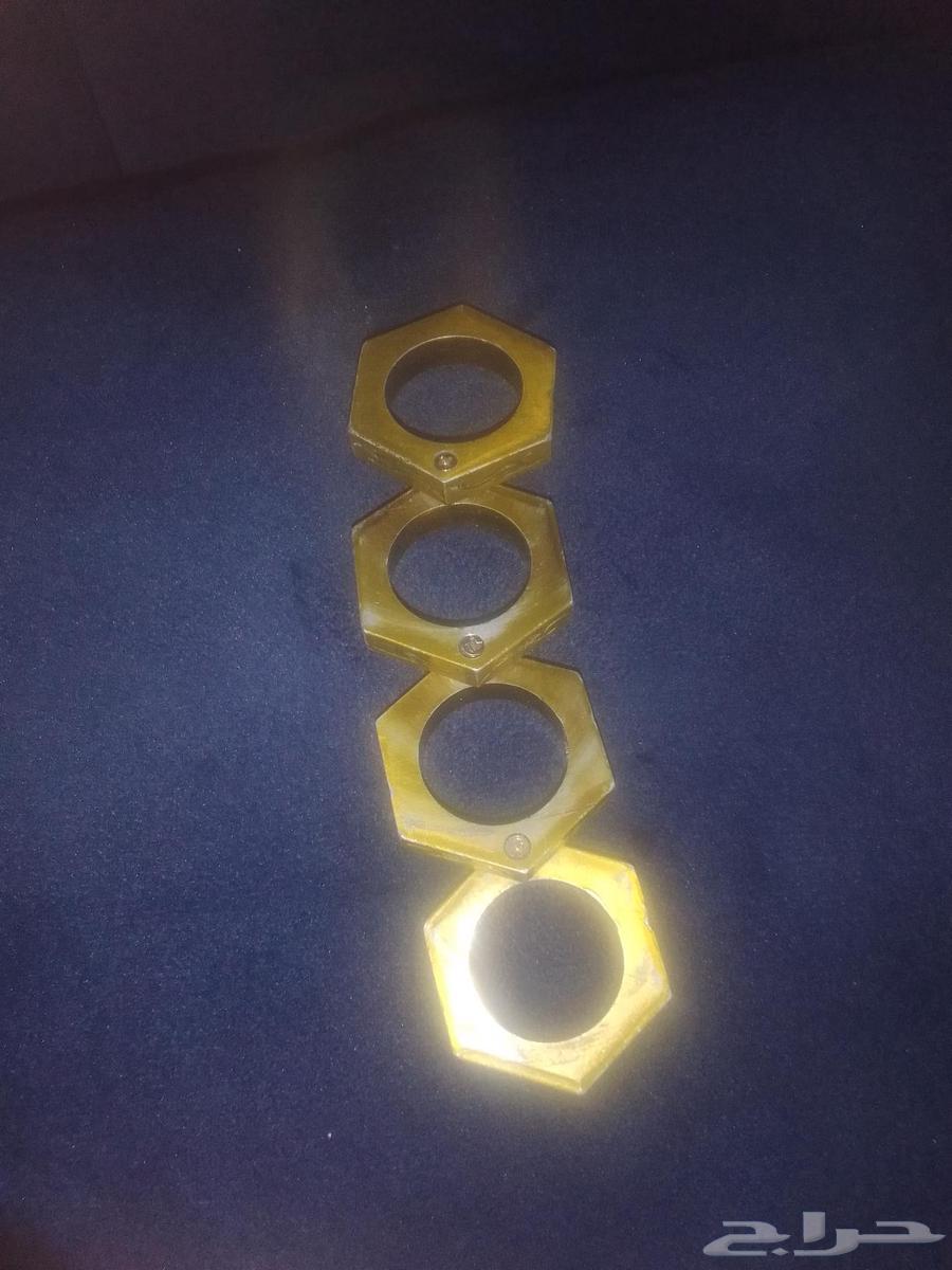 للبيع على السوم ب 70 سبب البيع محتاج للفلوس64258215277697111