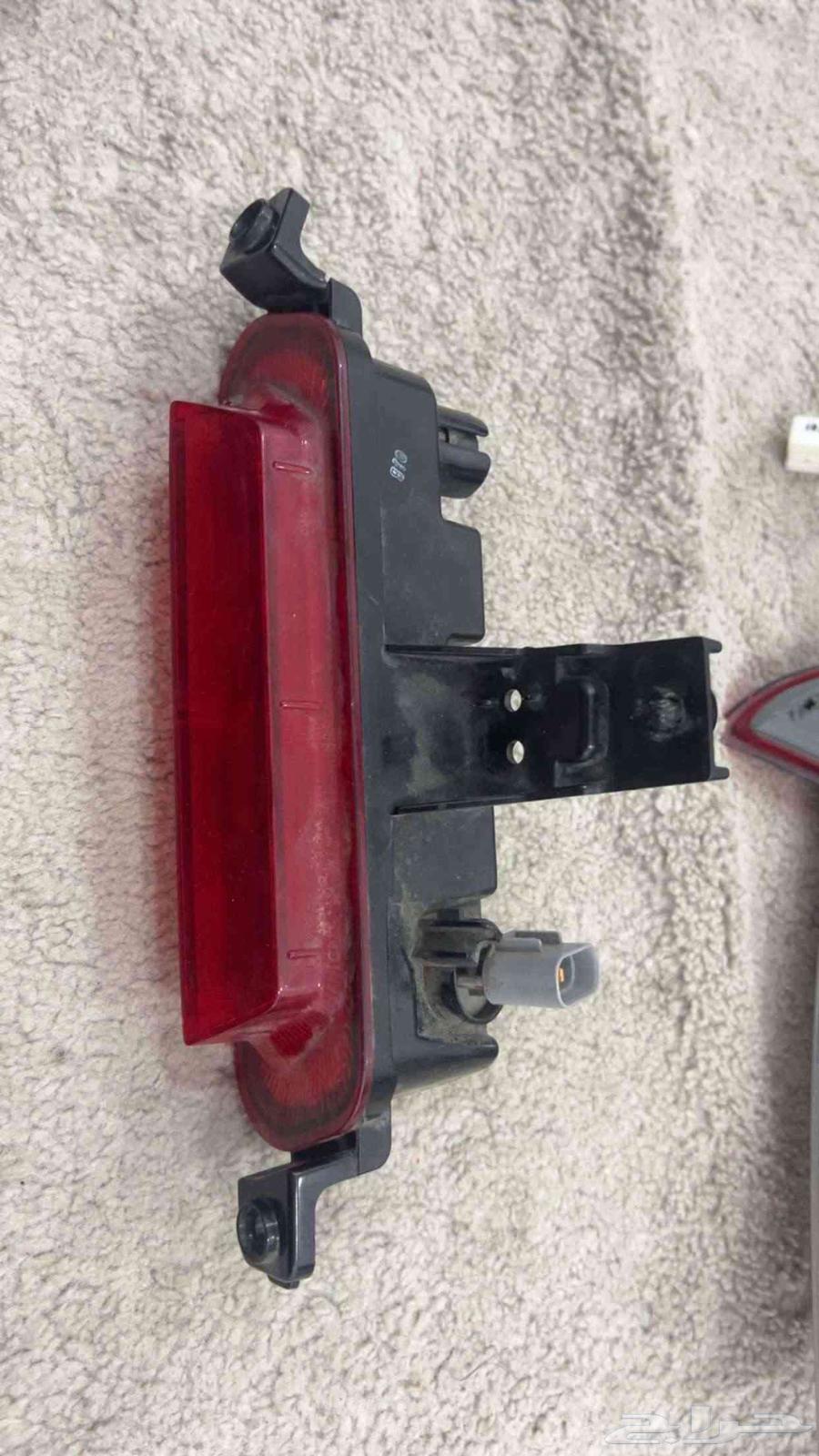 اسطبات الانترا خلفي يمين ولمبة ضباب64425327201281114