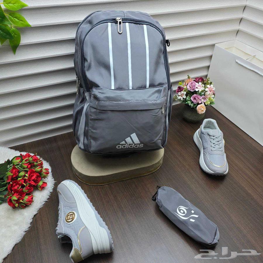 اطقم شنط مدرسيه بالاسم شامل التوصيل والشحن64261703404035114