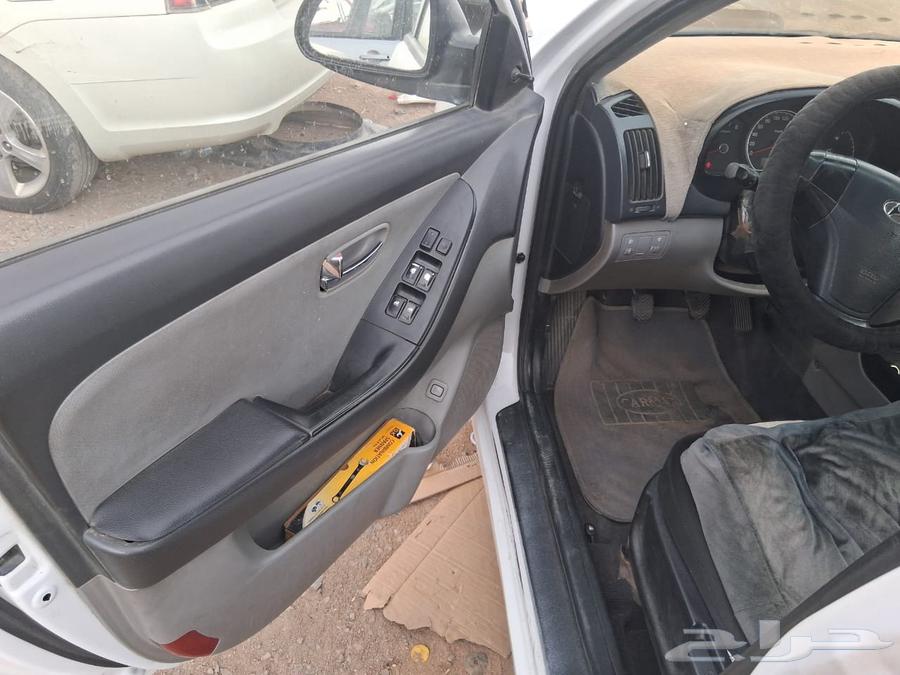 سياره هيوندي النترا 2012 قير عادي بحاله جيده مطلوب 950064423006453123113