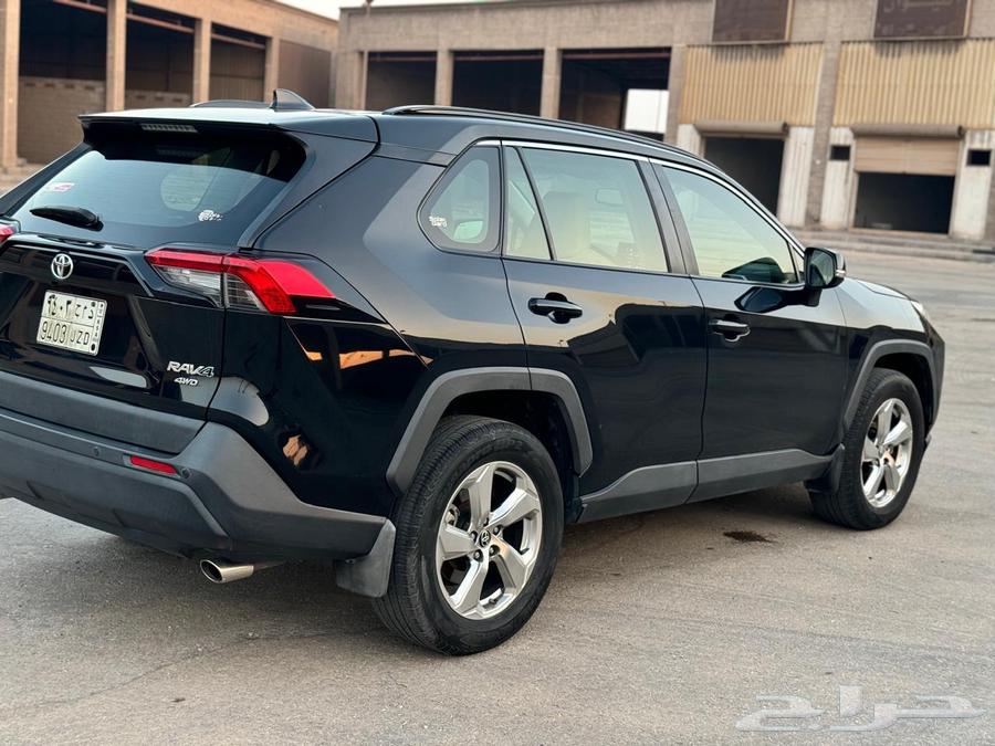 Toyota RAV4 2020 Full Option for Sale (Al Jubail)64423213717891114