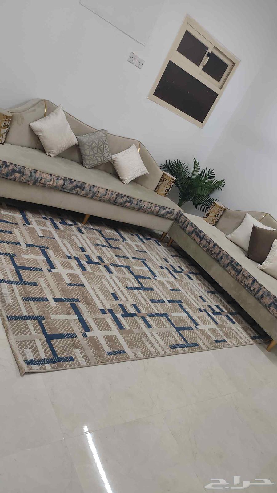 Clean sofa with Turkish carpet 2 363729201042177111