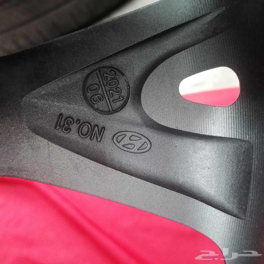 يتوفر لدينا جنوط ستاريا اصلي وكالة64421134104193112