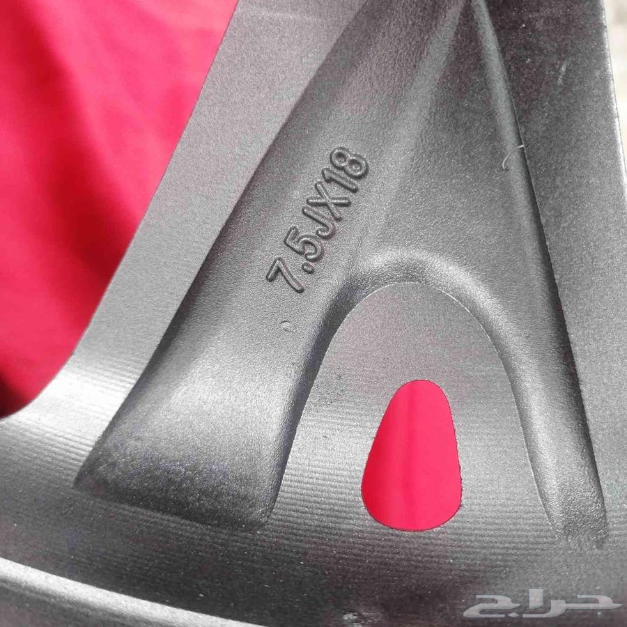 يتوفر لدينا جنوط ستاريا اصلي وكالة64421134104193111