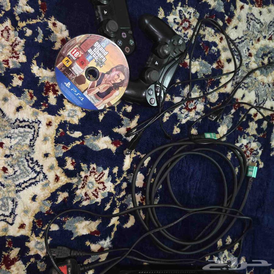 سوني 4 مستعمل 1200ريال للبيع64274248611203112